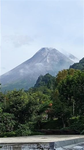 View Gunung Merapi #gunung #gunungmerapi #kaliurang