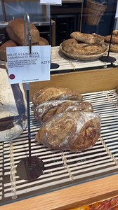 7.3K views · 41 reactions | Chez Première Moisson, on aime vous gâter! C'est pourquoi à l'achat de 9 pains, vous obtenez le 10e gratuitement! 稜 Procurez-vous, dès maintenant, une carte de pains en succursale, si vous n'en avez pas déjà une.  | Première Moisson | Facebook