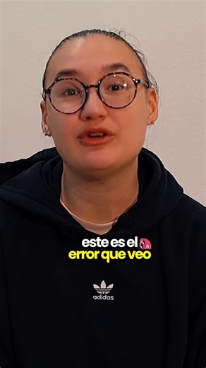 Gía | Nutrition Coach on Instagram: "El error frecuente que veo en las asesorías 1:1 con atletas competitivos… sin importar el nivel de competencia, son una constante, uno o varios de los mencionados. Recuerda: - tendencia no es igual a funcionalidad - composición corporal muy magra y rendimiento no siempre van juntos Platica con tu nutri de confianza para orientar tu alimentación hacia tus objetivos 💪🏼 #NutricionDeportiva #NutritionCoach #Crossfit #WOD #LatinosEnTexas"