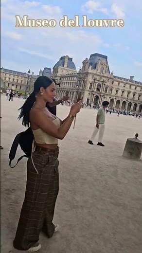 Museo del Louvre, Parigi.