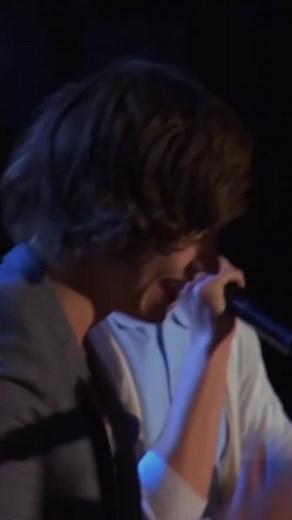 #whatmakesyoubeautiful #noinstrument #onedirection #flashback #musicvideo #trhowback #harrystyles #zaynmalik #niallhoran #louistomlinson #liampayne #directioner #directionersindonesia #lagubarat #trendingsong #music #fyp #fypシ #xyzbca #foryou #vfyourmood