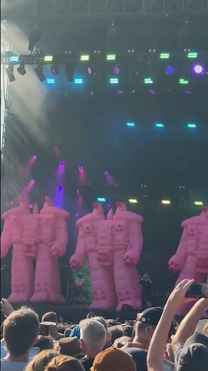 Here's Flaming Lips supporting Nick Cave & The Bad Seeds at Preston Park last night