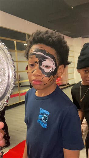 Birthday Partying🎉#facepaint #artypartyfacepainting #baltimorefacepainter