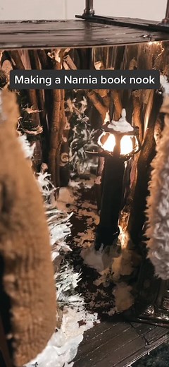 DIY Narnia Book Nook Tutorial