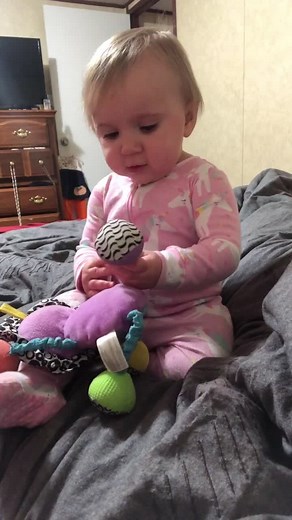 When I’m trying to get her to say “mama” but she’s stubborn like her daddy. Clearly the ending shows how she feels about having to say “mama”🤣 #fyp