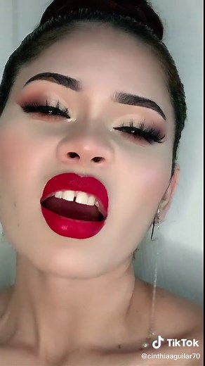 Close-Up Beauty: Captivating Facial Features