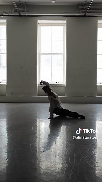 Expressive Contemporary Dance Performance Video