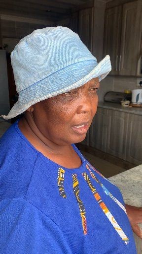 Ngicela nitholele u Gog'wam I role tu..yeses she's got the acting skills. 🙆🏾‍♂️😹😹🔥 Please like and follow our page Nans'Ingozi Lifestyle 🙏🏾❤ | P RO BL EM