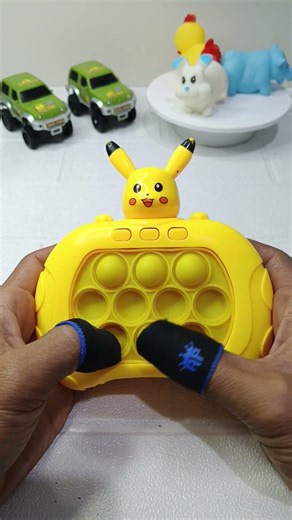 Playing push game pokemon pop it elektrik,pop it satisfying #gaming #popit #toys#fidgettoysplus