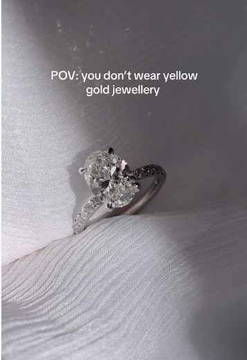 Stunning Platinum Oval Solitaire Engagement Ring