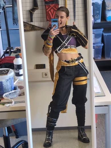 Completing the Sciel Cosplay: Final Touches