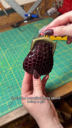 Making a coin purse for @undercoverrubicon | coin purse