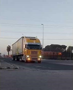 Freightliner argosy 620hp fuller house