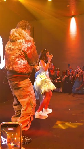 Vídeo de Canal da Belinha ❤️ (@oficialcanaldabelinha) relacionado a julie and malu