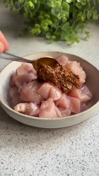 1.8M views · 261 reactions | Chicken tikka masala crunch tacos 掠...