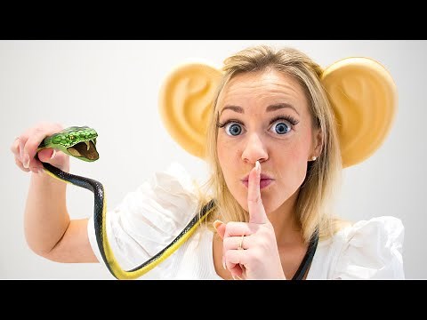 Mom does funny jokes on Gaby and Alex