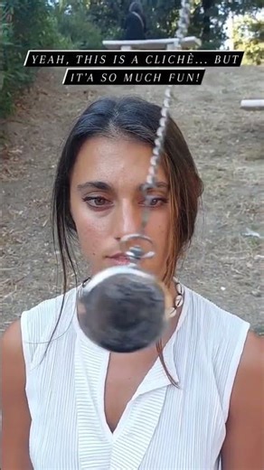 Hypnosis with pendulum/ipnosi con pendolo