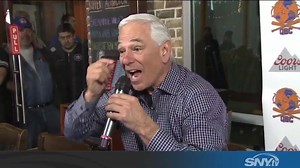 Bobby Valentine tells the story of his famous disguise in the New York Mets dugout during the Queens Baseball Convention | SNY