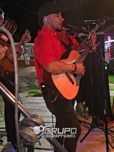 La Bruja: El Éxito Musical de Arneison Rivera