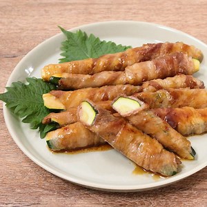 ズッキーニのスティック肉巻き 作り方・レシピ | クラシル