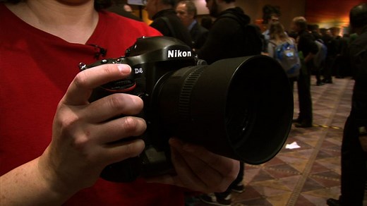 Hands on with the Nikon D4