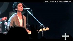 YOUR LOVE NEVER FAILS Artist: Jesus Culture ft. Chris Quilala & Kim Walker-Smith Album: Your Love Never Fails | 2008 VERSE 1: Nothing can separate Even if I ran away Your love never fails I know I still make mistakes but You have new mercies for me everyday Your love never fails CHORUS: You stay the same through the ages Your love never changes There may be pain in the night But joy comes in the morning And when the oceans rage I don't have to be afraid Because I know that You love me Your love 