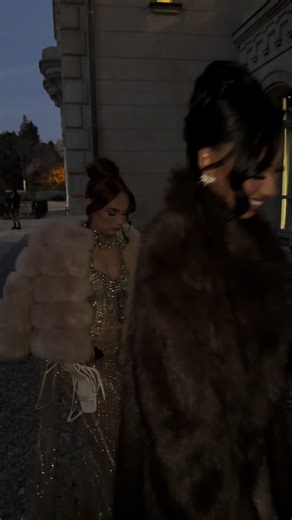 Backstage shooting for dresses ⏳ #trend #beauty #pourtoii #algerienne #robedesoiree