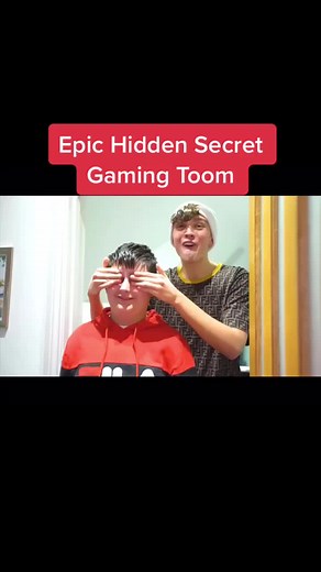 Small gaming room ideas and setup. Credit to Morgz #gaming #gamingsetup #setup #gamingroom #fyp #trending