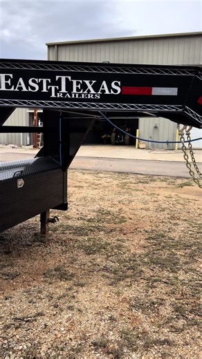 🚨 STOP SCROLLING 🚨 This one is an absolute UNIT 💪 🔥 2026 East Texas Roll-Off Trailer 🖤 Blacked Out 📏 102” x 44’ TR ⚖️ 21K GVWR Built to WORK, built to LAST, and built to make you money. Whether you’re hauling containers, running a roll-off business, or scaling your operation—this rig is ready for the grind 😤 ✔️ Heavy-duty East Texas quality ✔️ Long deck for serious loads ✔️ Clean, mean, professional look 💰 Financing available ✅ No credit check rent-to-own options 🤝 Whatever we’ve got to