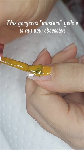 New shade from @UrbanDesignCare and I am Obsessed 💛✨️ -Express epic #11 - Mustard Yellow #yellow #mustardyellow #mustardyellownails #yellownails #gelpolish #gelpolishnails #gelpolishswatch #newpolish #nailsathome
