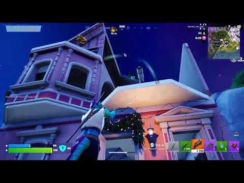 battle lizard is playing fortnite again!!!