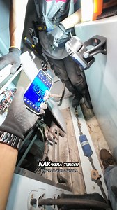 23K views · 307 reactions | Akademik Penerbangan Malaysia (MAVA) - Troubleshoot Unit AHU 12.5HP menggunakan Thermal Camera Habotest, korang yang buat job besar-besar tu eloklah beli link ada kat ruangan komen ye. InsyaAllah senang kerja kome kalau ada masaalah macam dalam video ni, video takde part 2 ye. Kome layanlah sampai habis, otak pickup lebih InsyaAllah boleh belajar. mantap kome.. #thermalcamera #troubleshooting #aircond #electrician | Aji beng Channel | Facebook