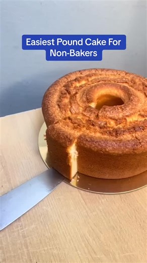 Jaffry Ward | Amateur Chef on Instagram: "The EASIEST Pound Cake You’ll Ever Make! If you love a good homemade pound cake but don’t have time for all the extra steps, this Two-Step Sour Cream Pound Cake is your new best friend. Moist, fluffy, and packed with that classic Southern flavor—just mix it up, bake it, and enjoy! No fuss, no stress, just pure pound cake perfection. This one’s a twist on my viral Two-Step Cream Cheese Pound Cake, but with 1 cup of sour cream for a rich, tangy flavor that