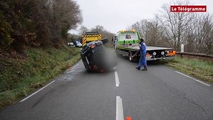 Accident. Une voiture sur le toit entre Le Dourduff-en-Mer et le bourg | Le Télégramme