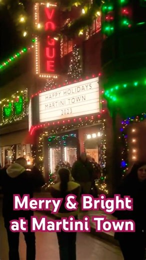 Like a movie… Merry & Bright at Martini Town #christmas #canada #langleybc #martinitown #event