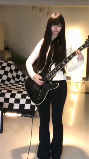 Pretty Girl Shreds “Enter Sandman” on Guitar #metal