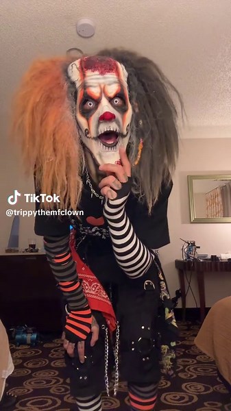 I’m guna find out ! #fyp #fearzone #lasvegas #clowncore #horrortok | clown core