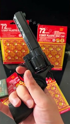 Vintage 8-Shot Cap Gun Unboxing & Demo! 💥 Nostalgic 90s Toys