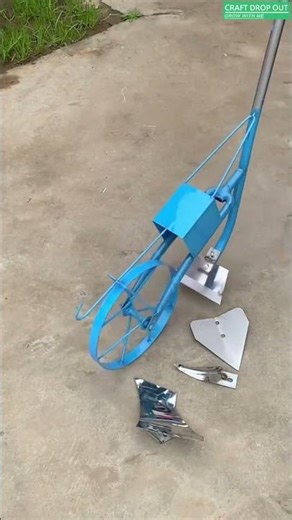 🌱⚙️ 4-in-1 Tool That Replaces 4 Garden Tools