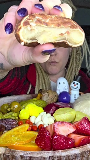 Snackplate #snackplate #Mukbang #eatingsounds #eatingasmr #girldinner | mukbangs