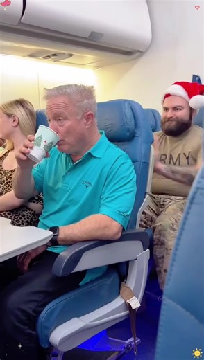 They are finally reunitedsoldier surprised his family#soldier #reunion #surprise #family #reunited