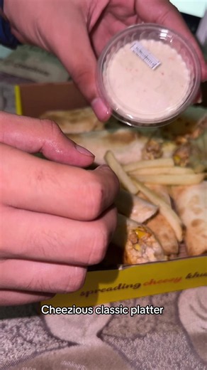 Cheezious Classic Platter: Fast Food Sauce Guide