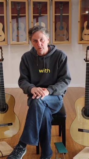 44K views · 234 reactions | How to spot a bad guitar? Check if it has wolf tones. #guitarsaloninternational #classicalguitar #guitarshop #flamenco #flamencoguitar #guitarsdaily #guitarplayer #bestguitars | Guitar Salon International | Facebook