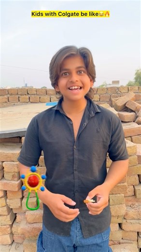 Kids with Colgate be like😂🔥 #shots #funny #viral #trending #comedy #relatable