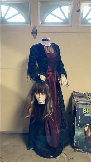 Spirit Halloween 2008 Gothic Beheaded Bride Gemmy
