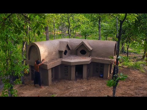Primitive Building : How To Build a Simple Survival House In Forest