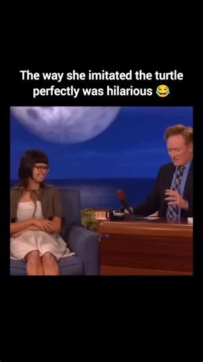 She’s hilarious 😂🙌 Charlyne Yi is an American actor, comedian, writer, musician, and voice artist known for her creative and multifaceted work in film, television, and comedy. ￼ She began her career performing unique, music‑infused comedy and went on to act in movies like Knocked Up (2007) and This Is 40, while also co‑writing and starring in the Sundance award‑winning Paper Heart (2009). ￼ Yi has appeared in TV roles such as Dr. Chi Park on House and has voiced characters in animated series i