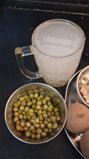 Healthy Breakfast #steam green peas#sapota #banana #saggubiyyam java#roasted dry nuts#music#shorts