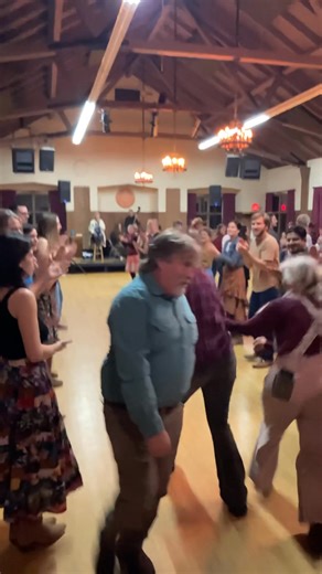 The Barn Dance is just getting started, c’mon down to Arcata Vets Hall | Humboldt Folklife Society