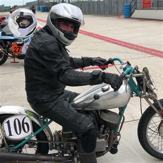 Indian Sport Scout engine start - vintage american motorcycle still ready to race #goran2003